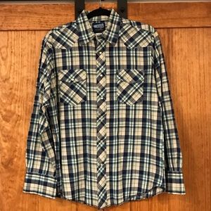 Men’s Wrangler Pearl Snap button down